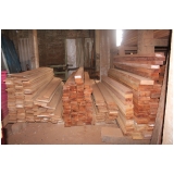 madeira bruta para obra