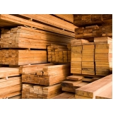 viga de madeira na construção civil