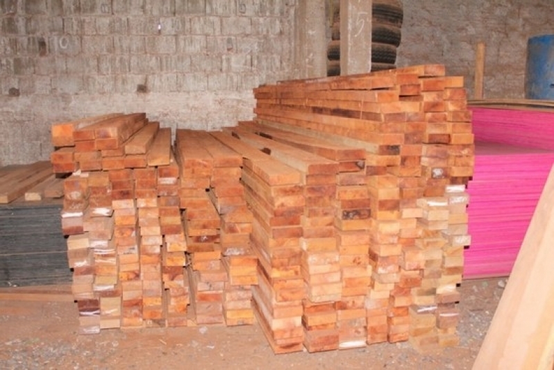 Comprar Madeira para Cobertura de Telhado Ipiranga - Madeira Pinus para Construção
