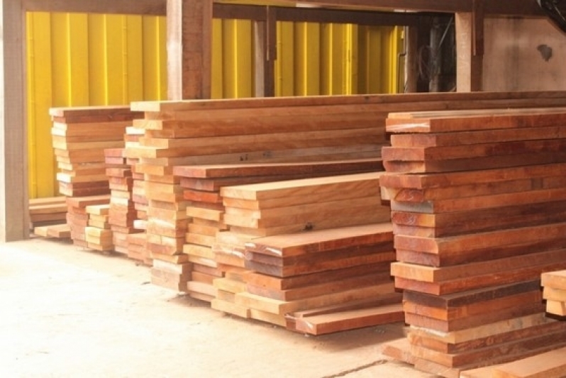 Preço de Madeira Cambará para Cobertura Parque Real - Madeira Pinus para Construção